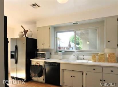 Foto del edificio - 3 br, 3 bath House - 849 N Vista St