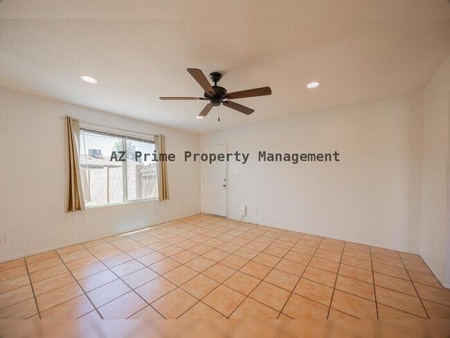 Building Photo - 2145 S Dorsey Ln