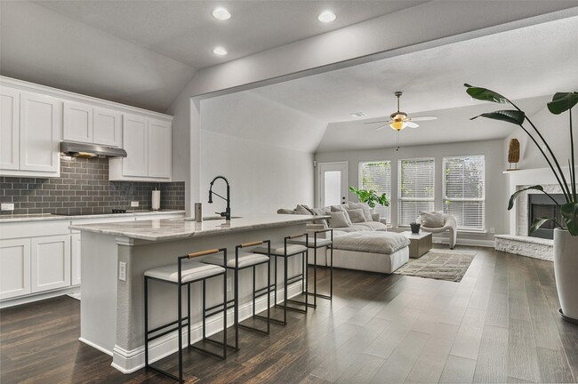 Foto del edificio - 424 Molly Ln