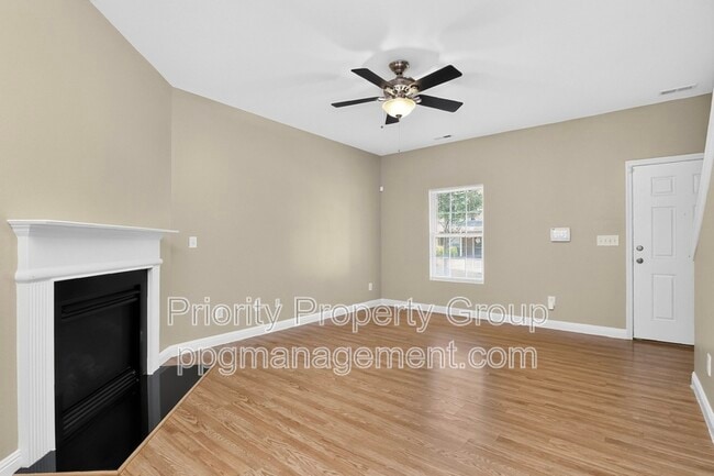 Foto del edificio - 8913 Chalkstone Rd