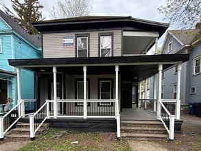 Building Photo - 539 Columbus Ave