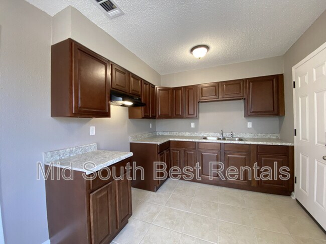 Foto del edificio - 3449 Arnold Rd