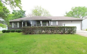 Building Photo - 8408 Woodson Dr