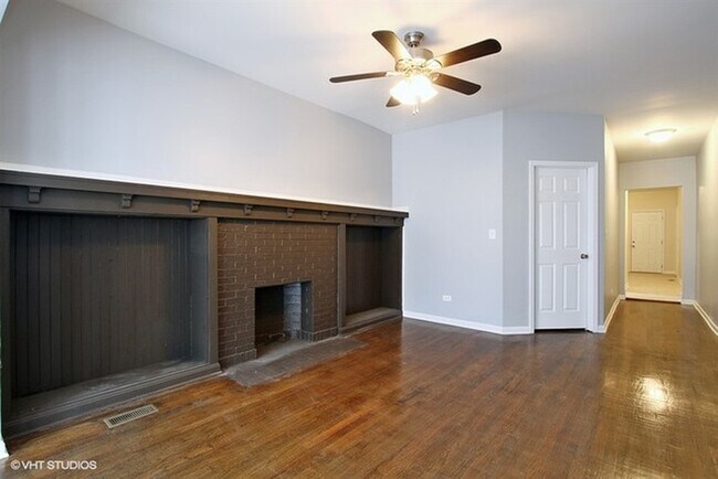 Foto del edificio - 8025 S Ada St