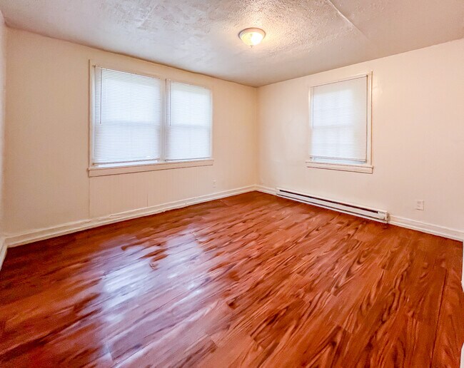 Foto del edificio - 730 Stratford Ave