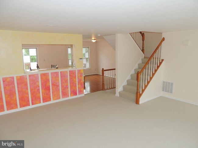 Building Photo - 5508 Sully Lake Dr