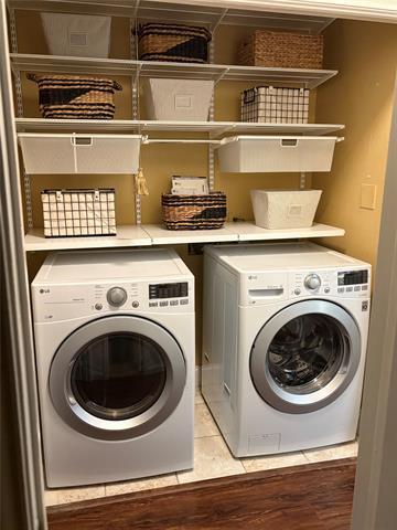 Foto del edificio - 1720 NE Green Oaks Blvd