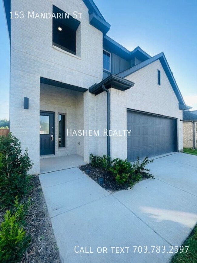 Building Photo - Welcome to your dream home!