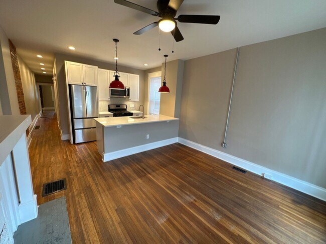 Foto del edificio - Chittenden Ave 145-147 48K