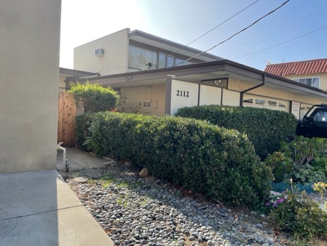 Building Photo - 2112 La Canada Crest Dr
