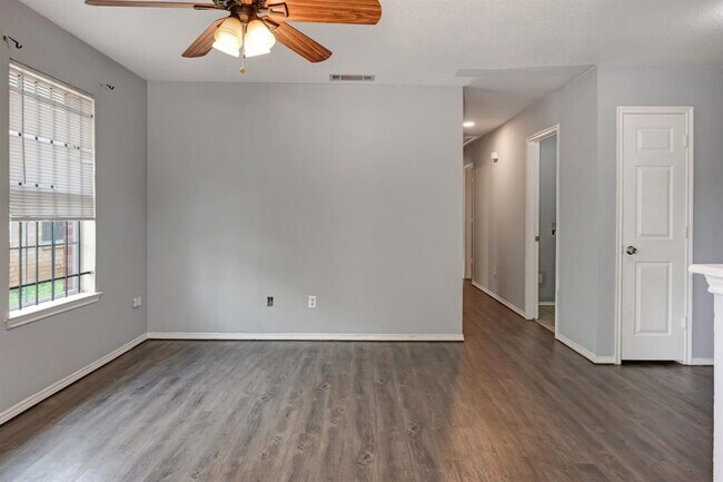Foto del edificio - 1418 E Mulkey St