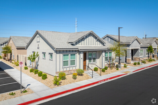 Building Photo - LeVante at Valley Vista