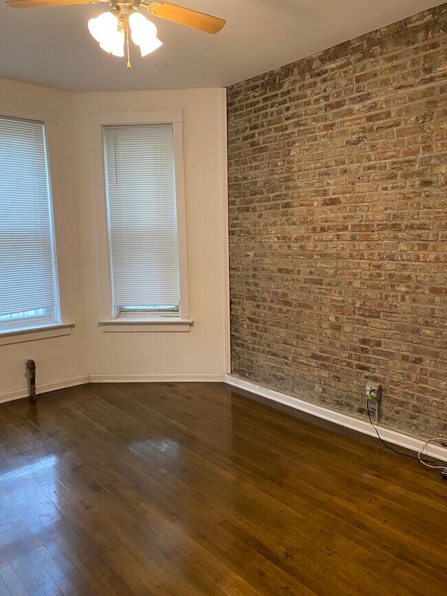 Living Room - 2442 S Saint Louis Ave