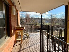 Building Photo - 10 Arizona Terrace