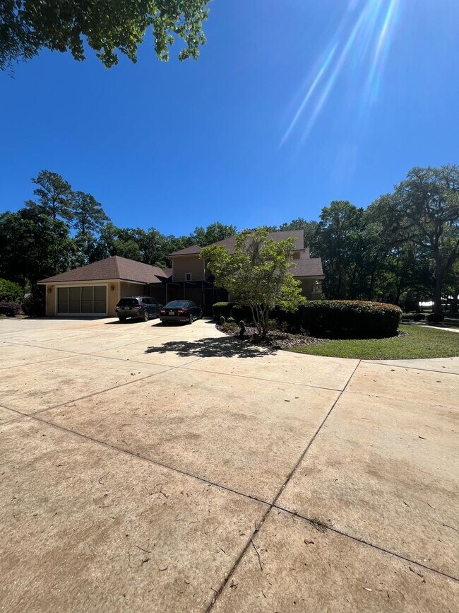 Foto del edificio - Beautiful 5/ 4.5 pool home in Shenandoah n...