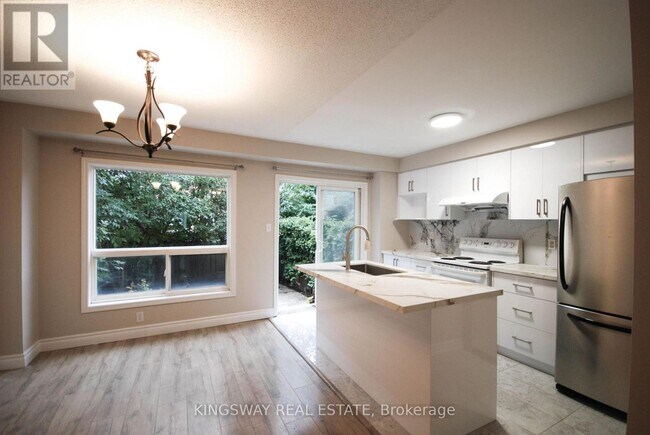 Building Photo - 610 Angela Ct