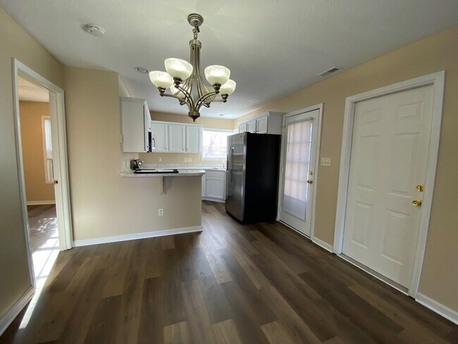 Foto del edificio - 3148 Harness Loop