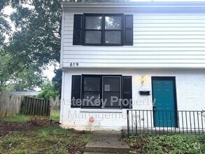 Building Photo - 619 E Horne St