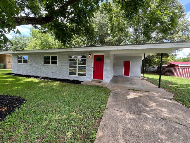 Building Photo - 2503 Broadmoor Dr
