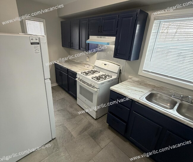 Foto del edificio - Spacious 2 Bedrooms • 1 Bathroom Home. Comfortable, well-maintained living with classic charm and...