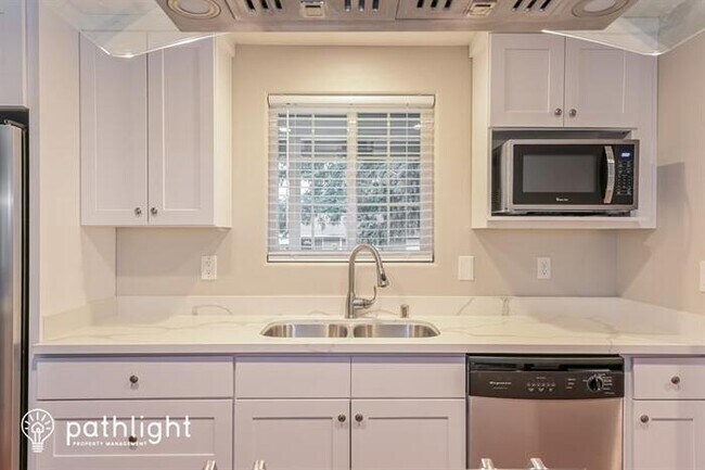 Building Photo - 17417 11th Avenue E, Spanaway, WA, 98387