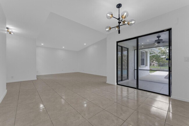 Foto del edificio - 10084 Camelback Ln