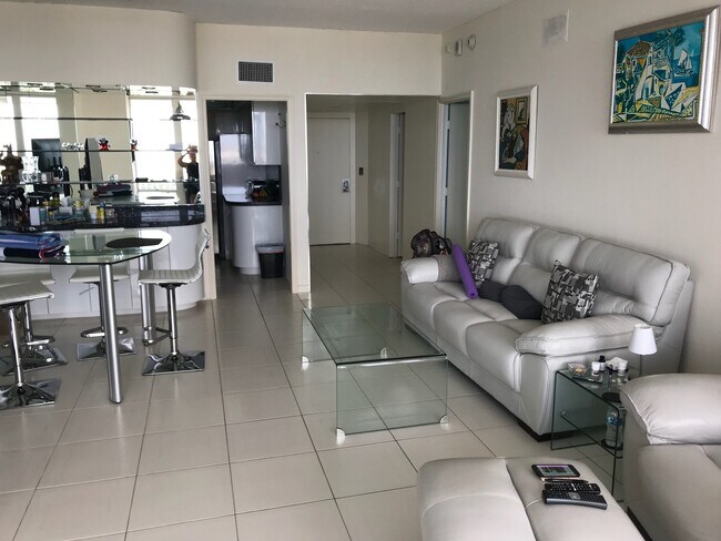 Foto del edificio - 2200 S Ocean Ln