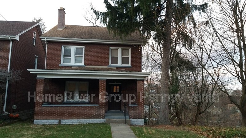 Primary Photo - 1318 Oakglen St