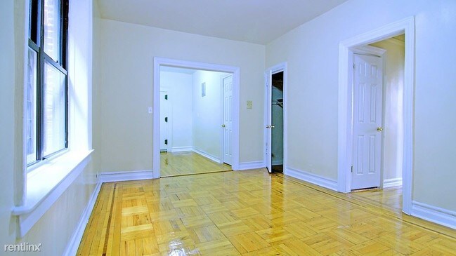 Foto del edificio - 1629 Walton Ave