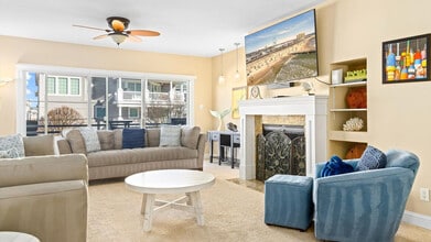 Building Photo - 224 Boardwalk-SI ID1309012P