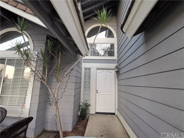 Building Photo - 2676 Pepperdale Dr