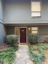 Building Photo - 6222 Overlook Rd NW