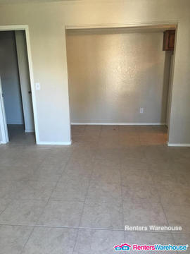 Building Photo - 817 SW 64th St