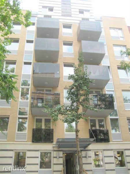 Foto principal - 404 E 9th St