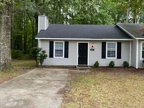 Building Photo - 401 Cedar Crk Dr