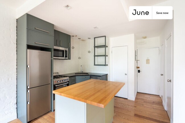 Foto del edificio - 491 W 22nd St