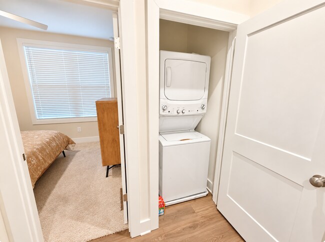 Foto del edificio - 1331 Breezy St SE