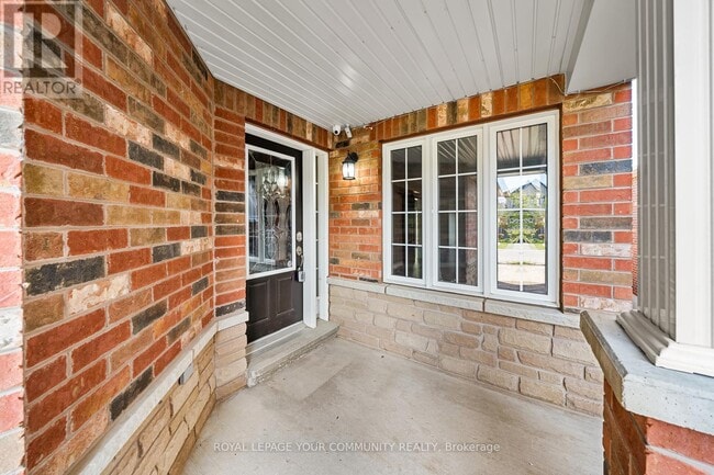 Building Photo - 1821 Lamstone St