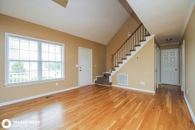Building Photo - 507 Rhodes Circle, Gallatin, TN 37066