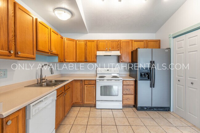 Foto del edificio - 8061 Copperfield Pl