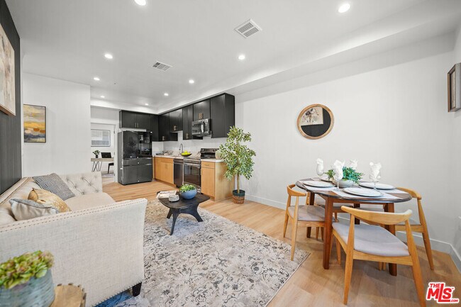 Building Photo - 4204 Willimet Ave