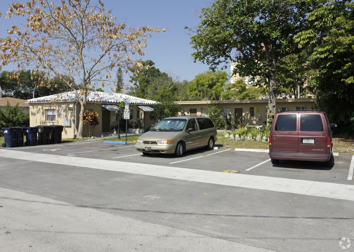 Foto del edificio - 13770 NE 20th Pl