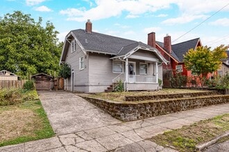 Building Photo - 9755 N Ivanhoe St