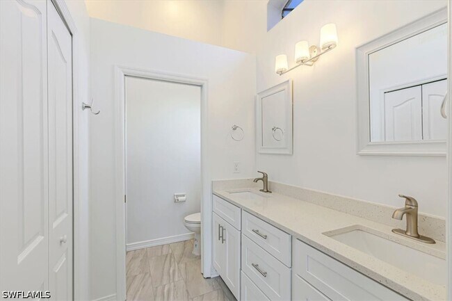Foto del edificio - 5446 Whitten Dr