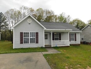 Building Photo - 2027 E Park Dr