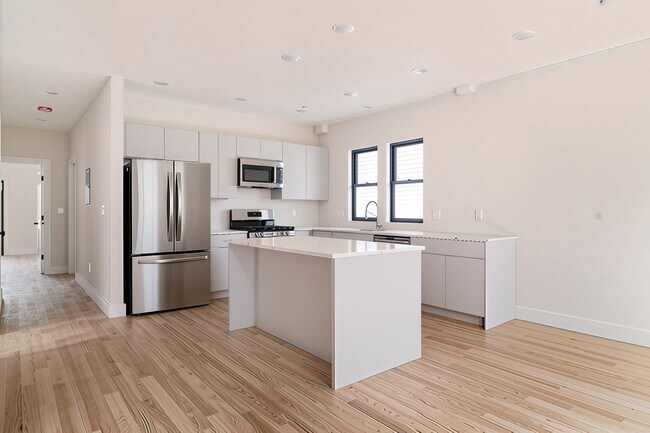 Foto del edificio - 50 Crescent Ave