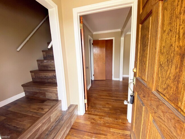 Building Photo - 4 br, 3 bath House - 616 Forest Hill Road #