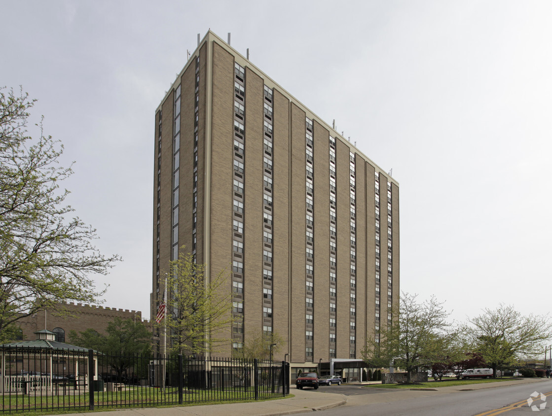 Building Photo - The Golden Tower