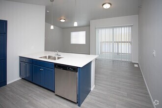 1BR, 1BA - 771SF - The MarQ