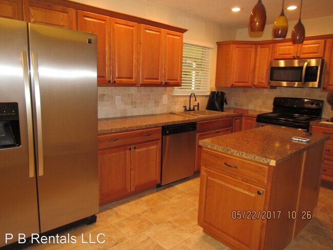 Building Photo - 3 br, 2 bath House - 14 NW 56th Street